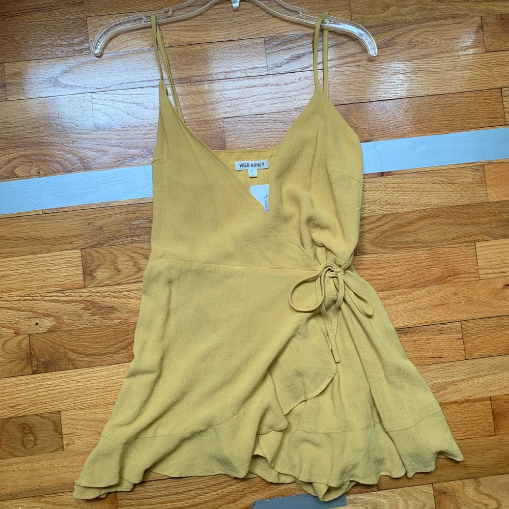 Yellow dress/romper.